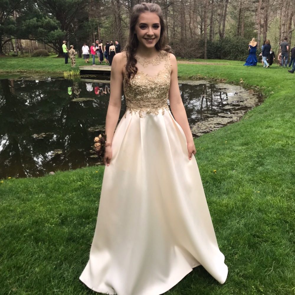 Prom dress